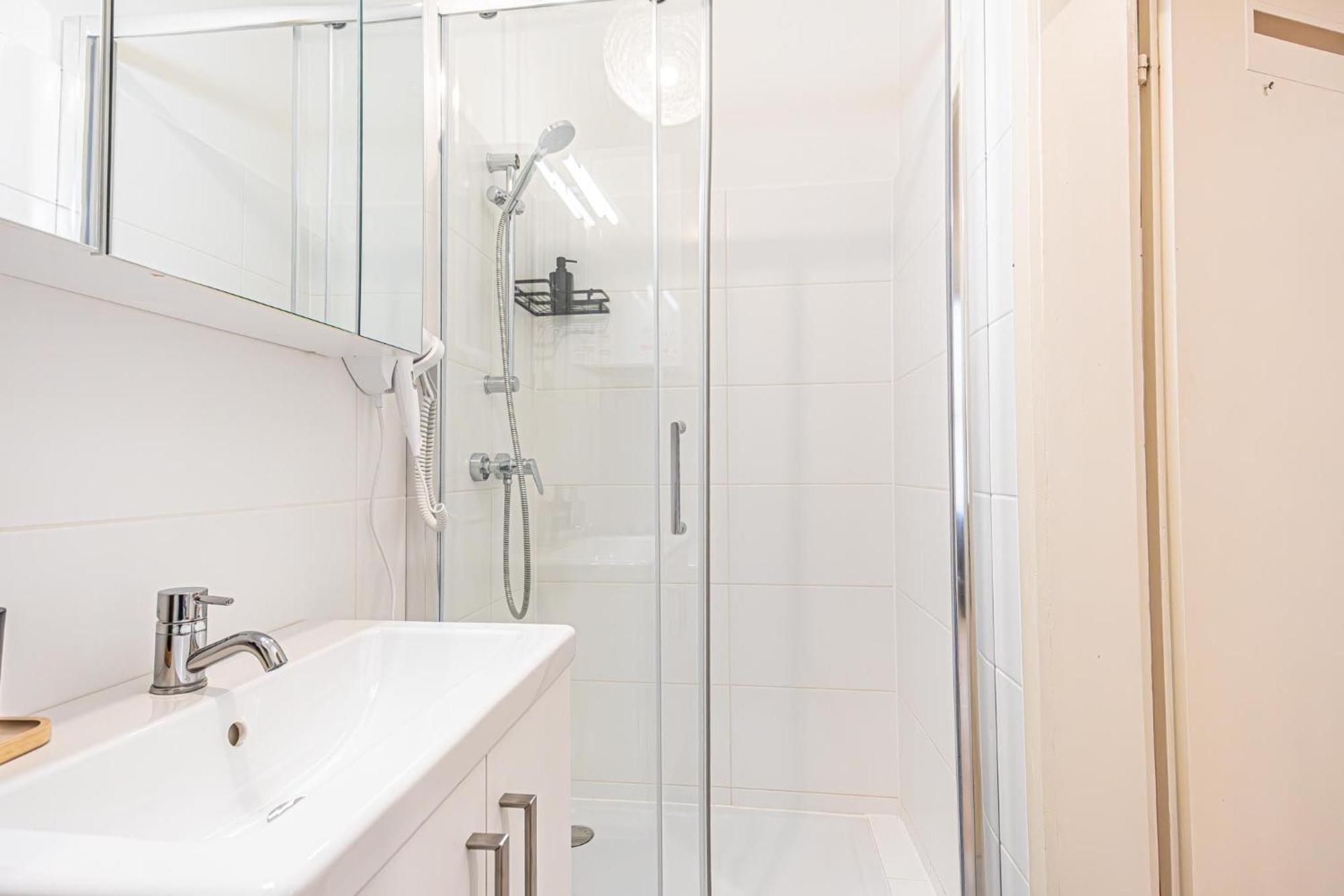 Desirable 2Br - Bookable For Longstays In Lockdown B 비엔나 외부 사진